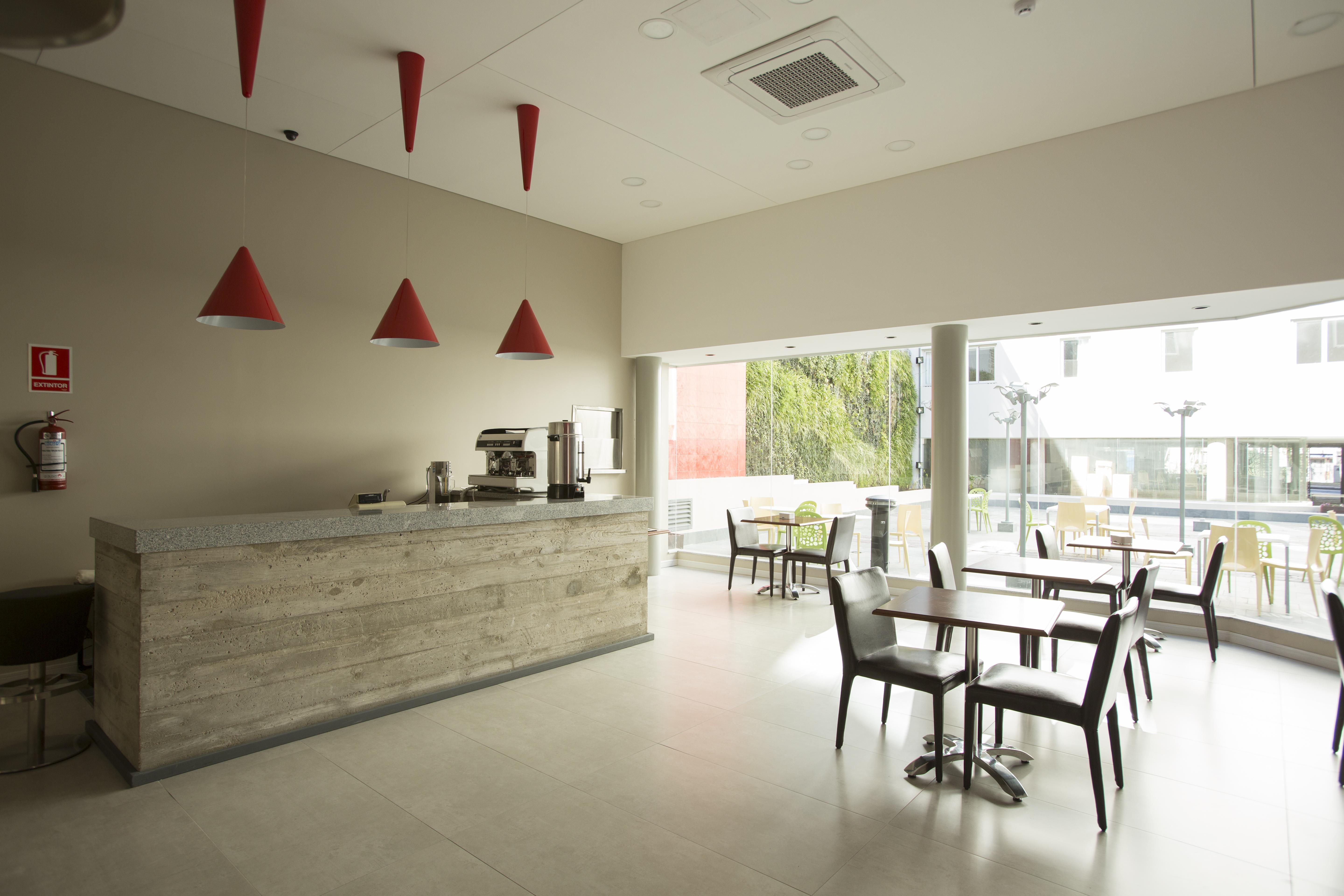 Regency Way Montevideo Hotel 외부 사진