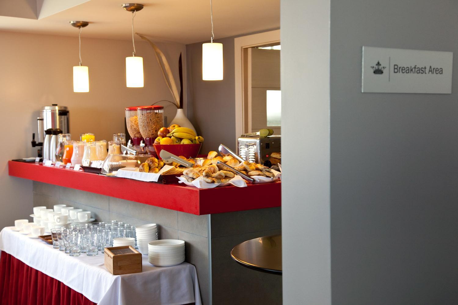 Regency Way Montevideo Hotel 외부 사진